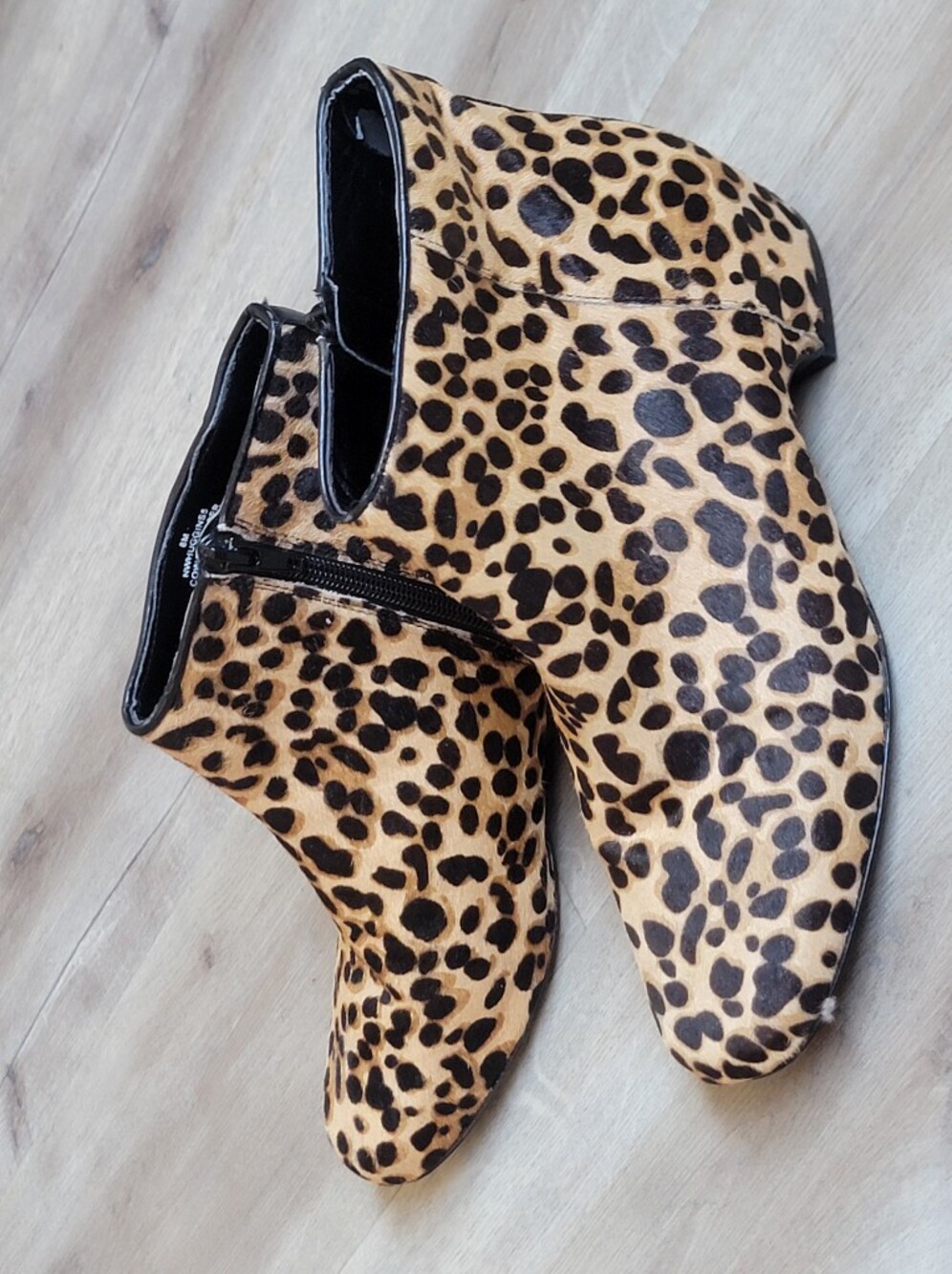 NINE WEST Leopard Print Haircalf Ankle Booties - Women’s 8M (FLAWED)